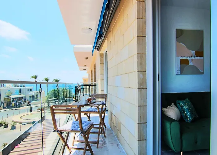 Phaedrus Living Seaside Luxury Flat Athina 21